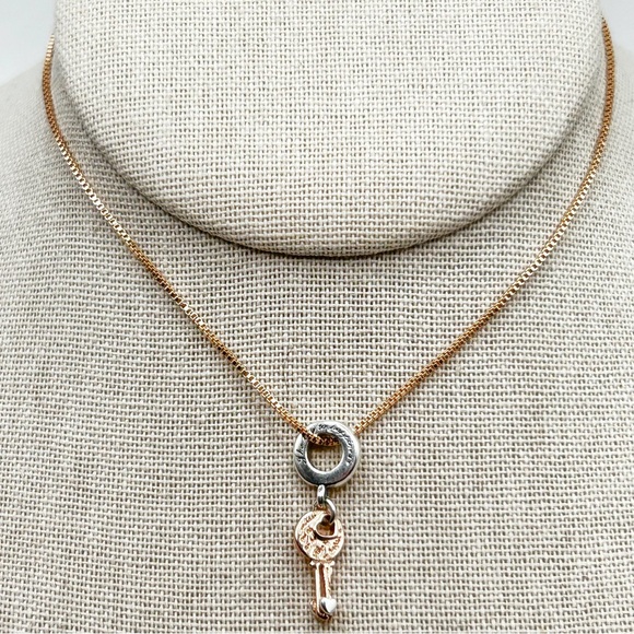 NWOT Sterling silver 18k rose gold plated key necklace pendant 18” - Picture 7 of 9